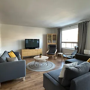 881 Familial Quebec City